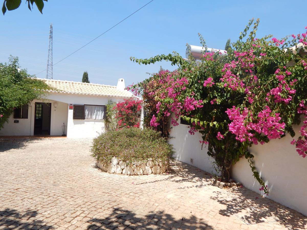 Villa Sol E Mar Private Pool & Jacuzzi Portimao Exterior photo